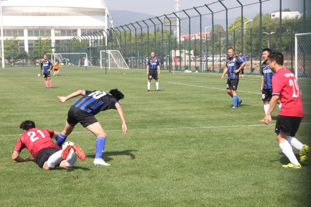 任骏威加入深圳男篮教练组 担任助教辅佐周鹏