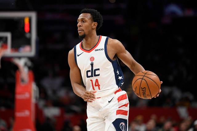 周琦25+13广东逆转天津 王睿泽25分青岛胜山东