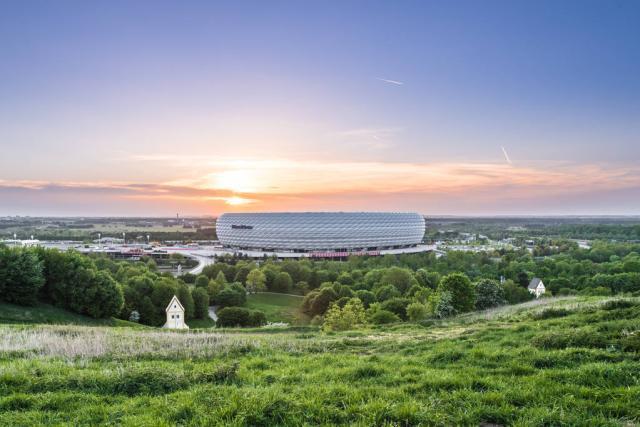 维尼修斯当选FIFA年度最佳 上个巴西人17年前卡卡
